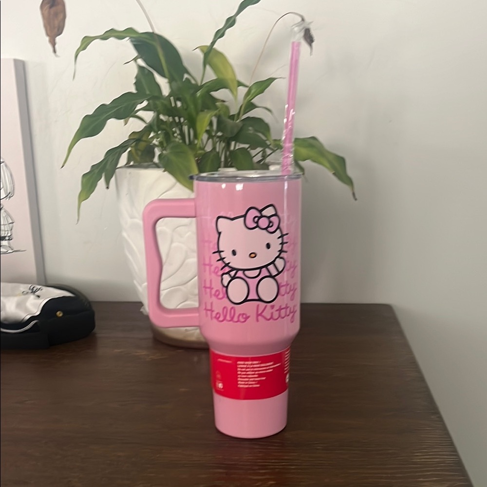 Hello Kitty Pink Travel tumbler with Handle